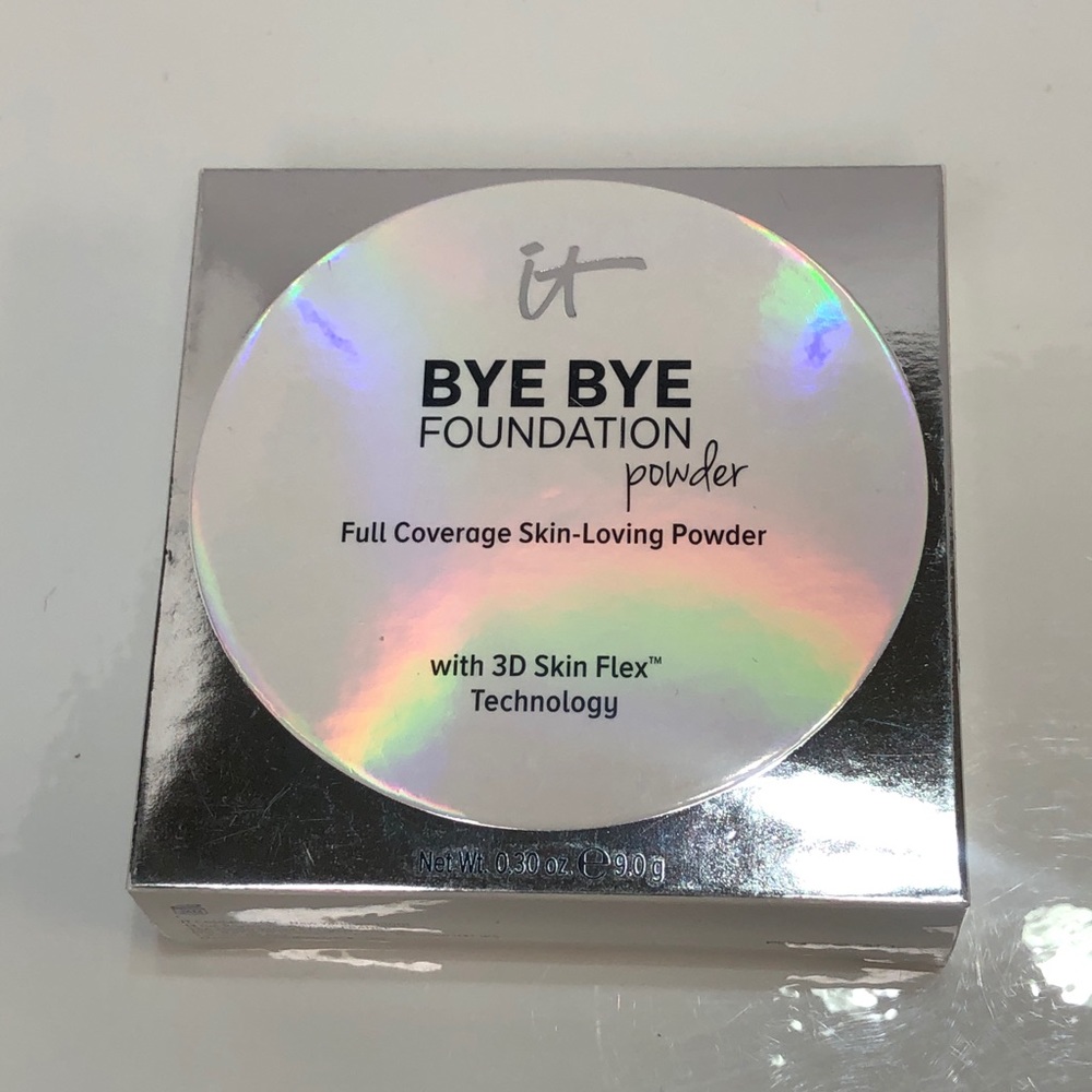 It Cosmetics Bye Bye Foundation Powder